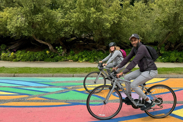 San Francisco: Golden Gate Park Bike or eBike Rental w/ map