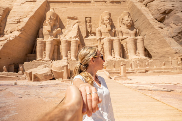 Desde Asuán: Excursión de un día al Templo de Abu Simbel con servicio de recogida del hotel