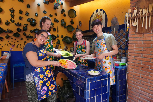 Oaxaca: Clase de Cocina Tradicional Oaxaqueña con Visita al Mercado