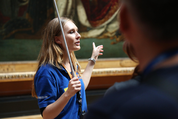 Parigi: Tour dei capolavori del Museo del Louvre con accesso riservato