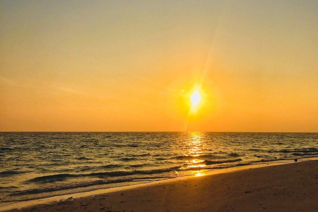 Краби: раннее бронирование на острове Пхи-Пхи и посещение 4 островов на скоростном катере с обедом