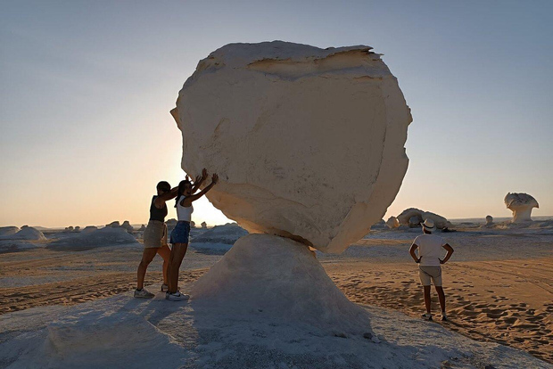 开罗：巴哈里亚绿洲和白沙漠私人一日冒险之旅