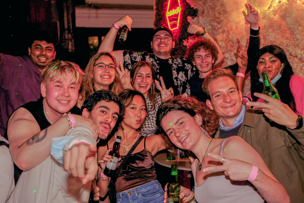Hong Kong: 3-Hour Lan Kwai Fong Pub Crawl
