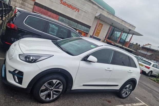 Transfer in taxi di sola andata dall'aeroporto di Stansted a Londra