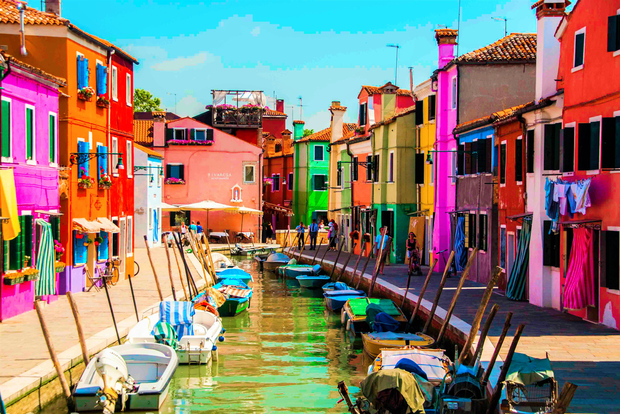 Venice: Murano and Burano Half-Day Lagoon Trip