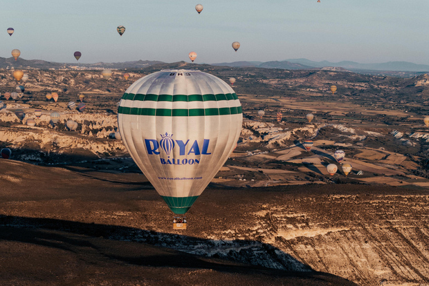 Cappadocia: Royal Queen Hot Air Balloon Tour at Sunrise