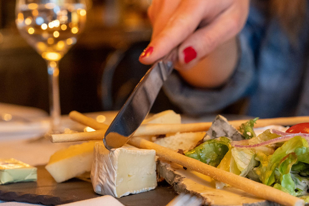 里昂夜间美食导游
