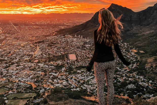 Geführte Sonnenuntergangs- oder Sonnenaufgangswanderung Lions Head, Kapstadt (Abholung)