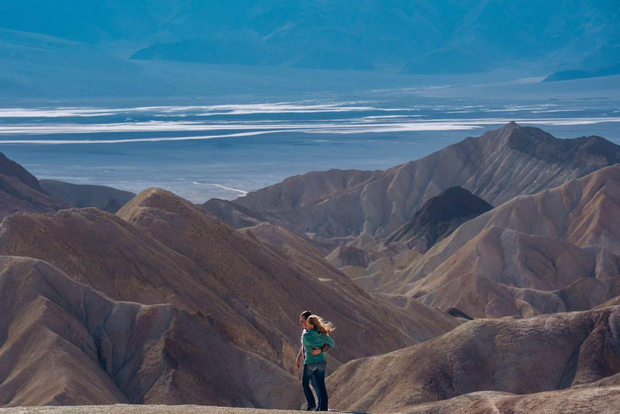 Las Vegas: Death Valley Day Trip with Stargazing