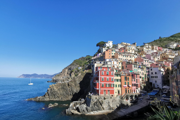 From Florence: Small-group to Cinque Terre and Pisa Day Tour