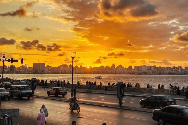 从开罗出发：亚历山大一夜之旅