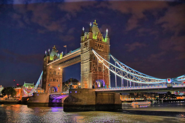 Visite en espagnol de la City de Londres et croisière sur la Tamise (en option)