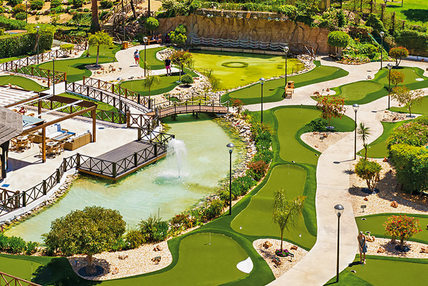 Albufeira: biglietto d'ingresso al MiniGolf Adventure Park