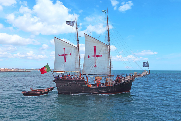 Portimão: crociera nella grotta della nave pirata
