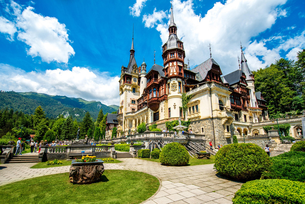 Автобусный тур по 3 замкам: Пелеш, «Среда» и замки Дракулы