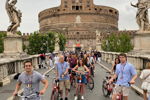 Трастевере ночью: вечерний велотур по Риму и дегустация вина