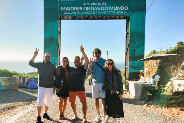 Nazaré, Óbidos e Alcobaça: Tour privato di un giorno intero da Lisbona