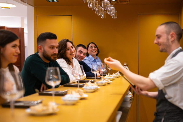 Sinfonia di sapori - Abbinamento olio d'oliva e cibo nella città di Corfù