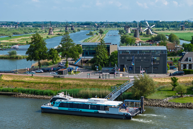 鹿特丹：前往Kinderdijk的水上巴士票