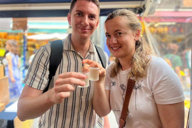 Tokyo: Tour gastronomico e tour a piedi del mercato del pesce di Tsukiji