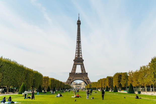 Il meglio di Parigi: tour guidato della Torre Eiffel e della Reggia di Versailles