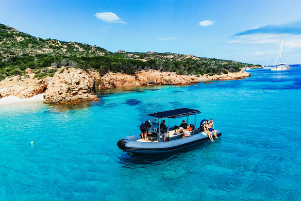 帕劳或拉马德莱娜：4小时快艇环游群岛之旅