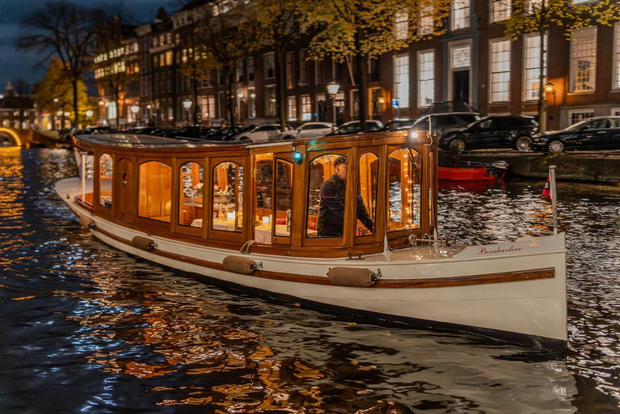 Amsterdam: Tour guidato di lusso in barca + Prosecco e snack!