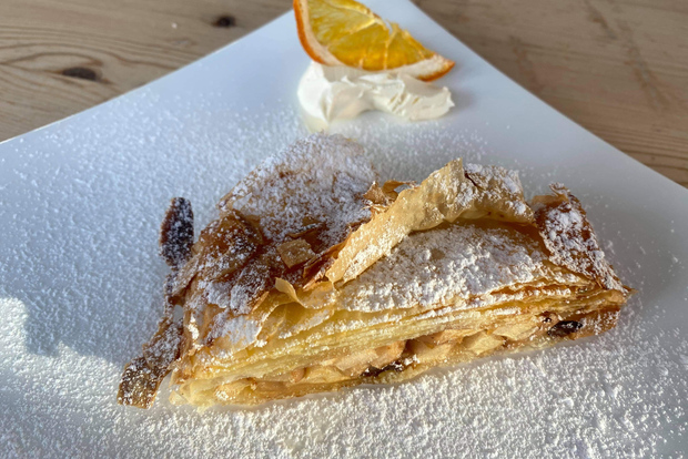 Malmö: Self-Guided Food Tour