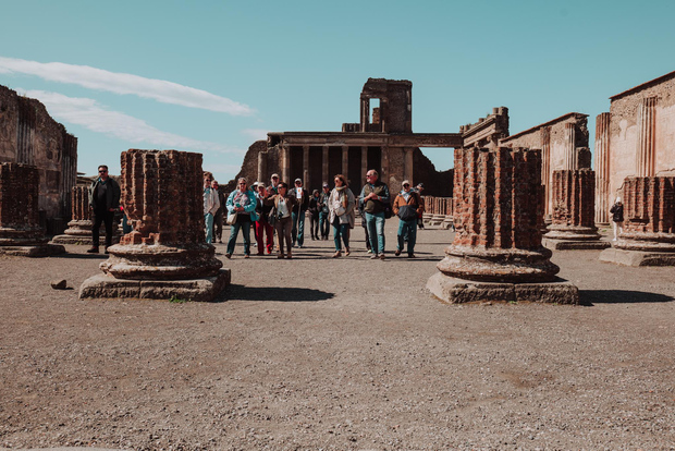 Pompeji und Herculaneum Kleingruppenausflug von Sorrent aus