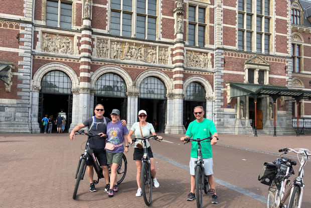 Amsterdam: tour delle attrazioni principali della città in e-bike con Mike