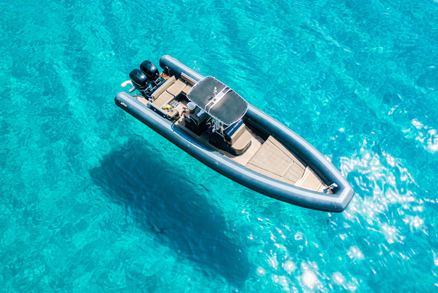 Cagliari: Zodiac Boat Tour, 3-4 SwimStops, Wine & Snorkeling