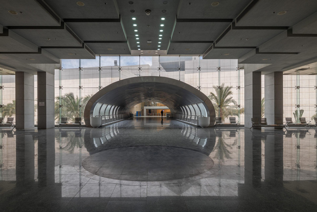 Desde el puerto de Alejandría: excursión a las pirámides de Giza y al Museo Nacional.