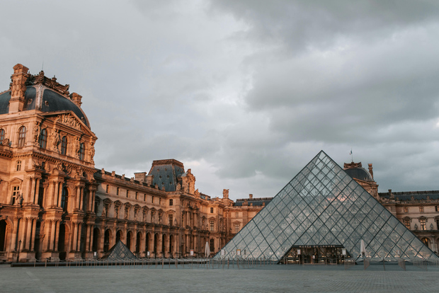 Parigi: Tour privato dei capolavori del Louvre con ingresso riservato
