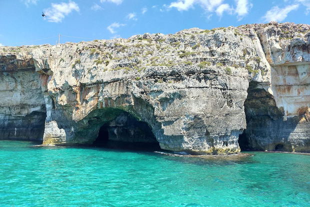 圣玛丽亚迪莱uca：莱uca角船游