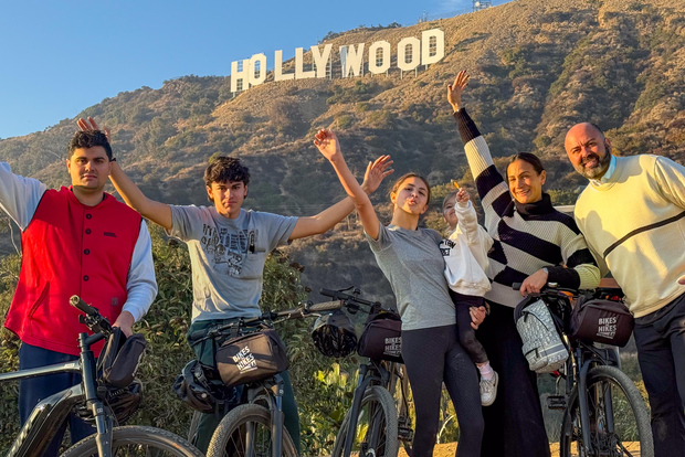 Los Angeles: Hollywood Sign Electric Bike Tour