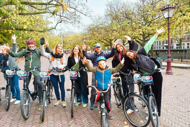Amsterdam: visita guidata in francese in bicicletta fuori dai sentieri battuti