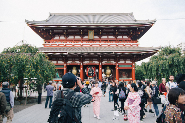 Tokyo: tour di Asakusa con il tempio Sensoji, lo Skytree e snack