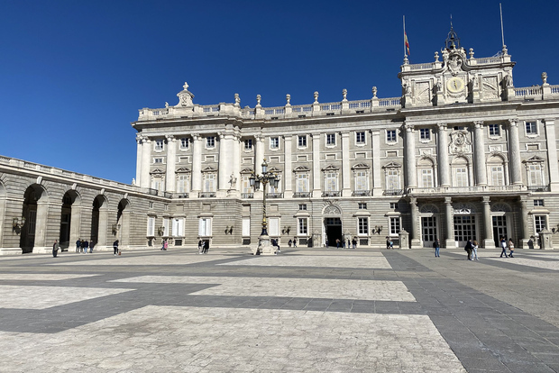 Madrid: tour guidato del Palazzo Reale in gruppo o privato