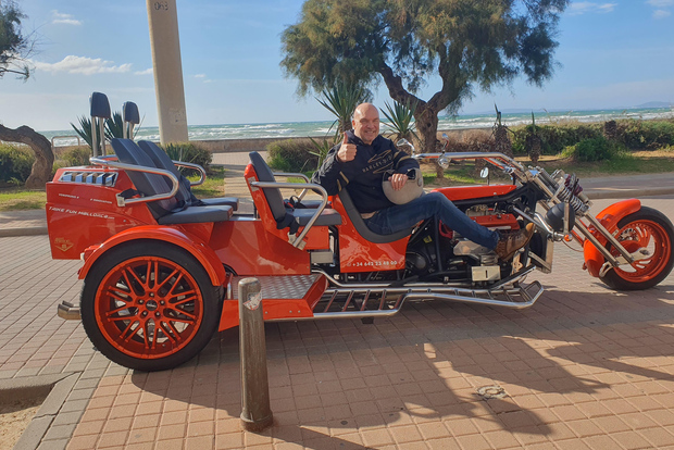 Tour V8 Trike con guida per un massimo di 4 persone