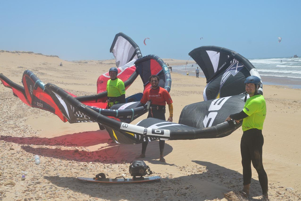 Essaouira: Lezioni di kitesurf con spogliatoi e docce calde