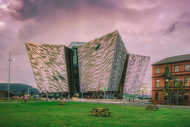 Belfast: Bilhete para o Titanic Belfast e passeio digital pela cidade