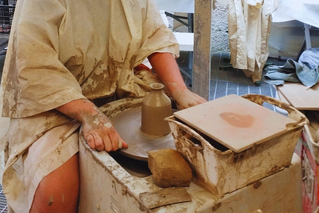 Salerno: potter's wheel workshop in Vietri sul Mare