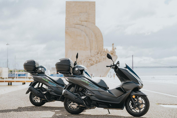 Noleggio Honda Pcx 125cc a Lisbona da 4 ore a 7 giorni